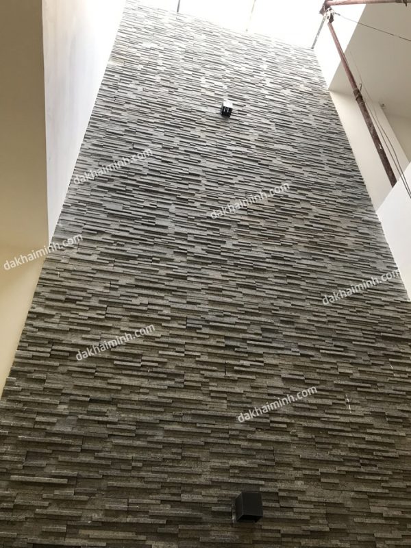 HKM27 -Đá Đen xám- TƯỜNG MẶT TIỀN- Đá tự nhiên trang trí Khải Minh