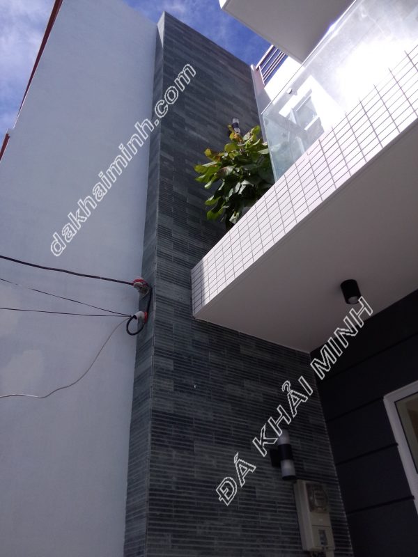 HKM848 -Đá Xanh đậm- TƯỜNG CÁNH GÀ- Đá tự nhiên trang trí Khải Minh