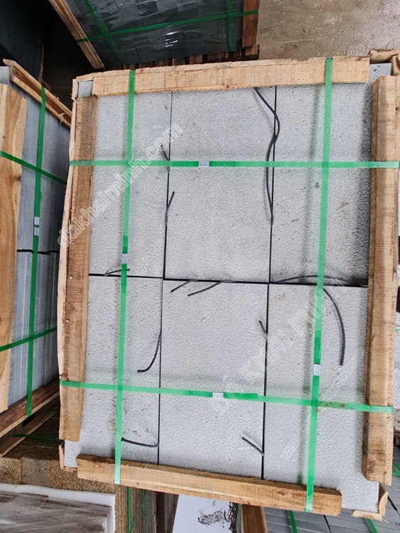 Đá Sa thạch băm nhám màu xanh đóng kiện