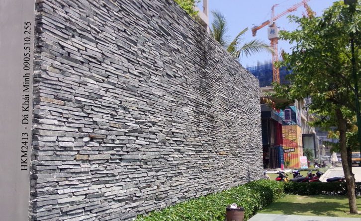 Đá bìa đen ốp tường rào resort